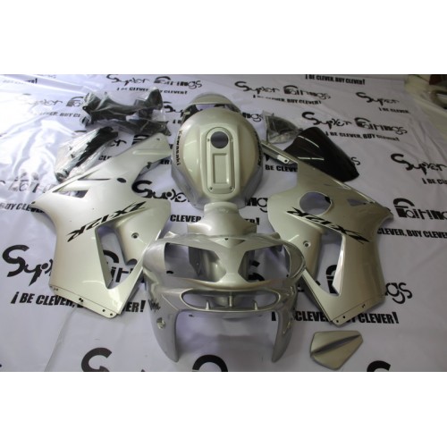 02-06 Kawasaki NINJA ZX12R DESIGN 48